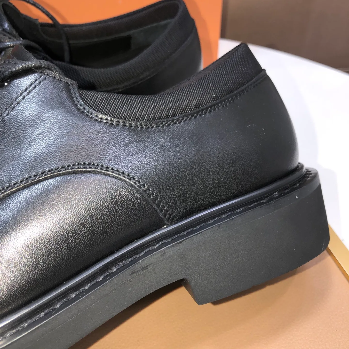 Men's men's shoes 💰660💰[LOUIS VUITTON] (original order) new style 🍀LV Louis Vuitton * - top version of LV classic leather shoes! Made of imported original single cowhide, original leather side strips and wear-resistant rubber outsole! High quality products! Code number 39-44 (38.45 customized)